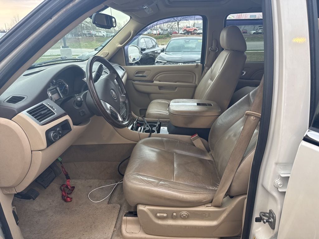 2011 Cadillac Escalade Base