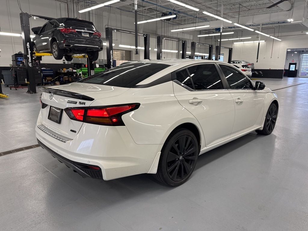 2022 Nissan Altima 2.5 SR