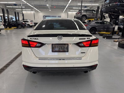 2022 Nissan Altima 2.5 SR