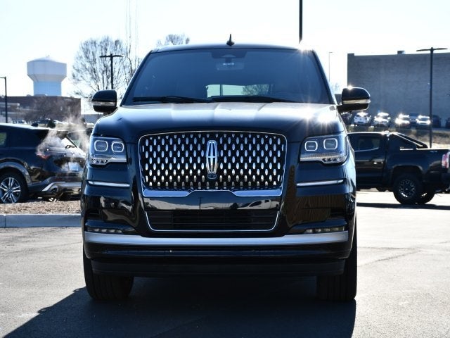 2023 Lincoln Navigator L Reserve