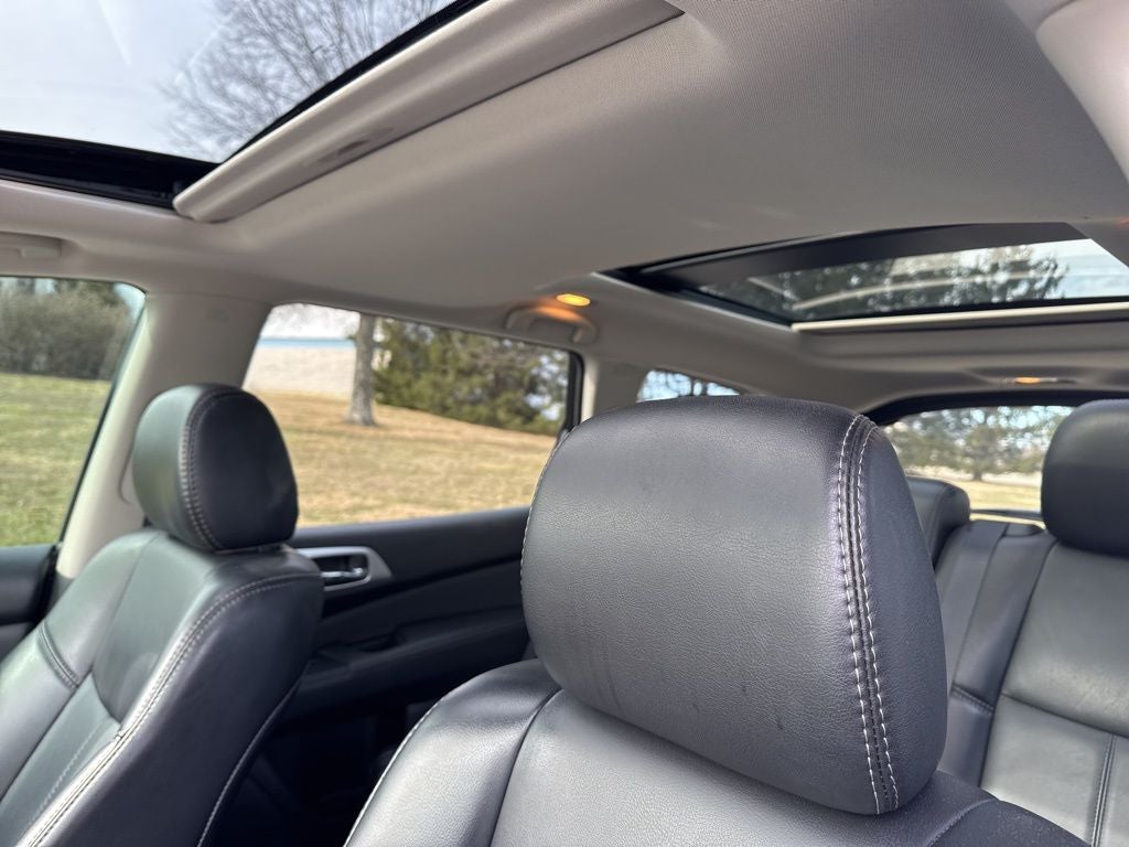 2018 Nissan Pathfinder SL