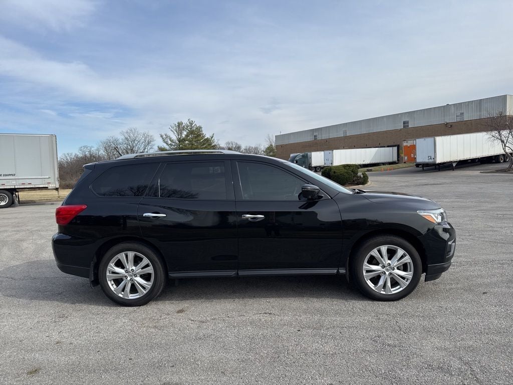 2018 Nissan Pathfinder SL