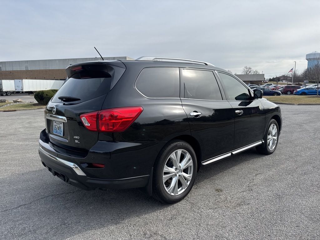 2018 Nissan Pathfinder SL