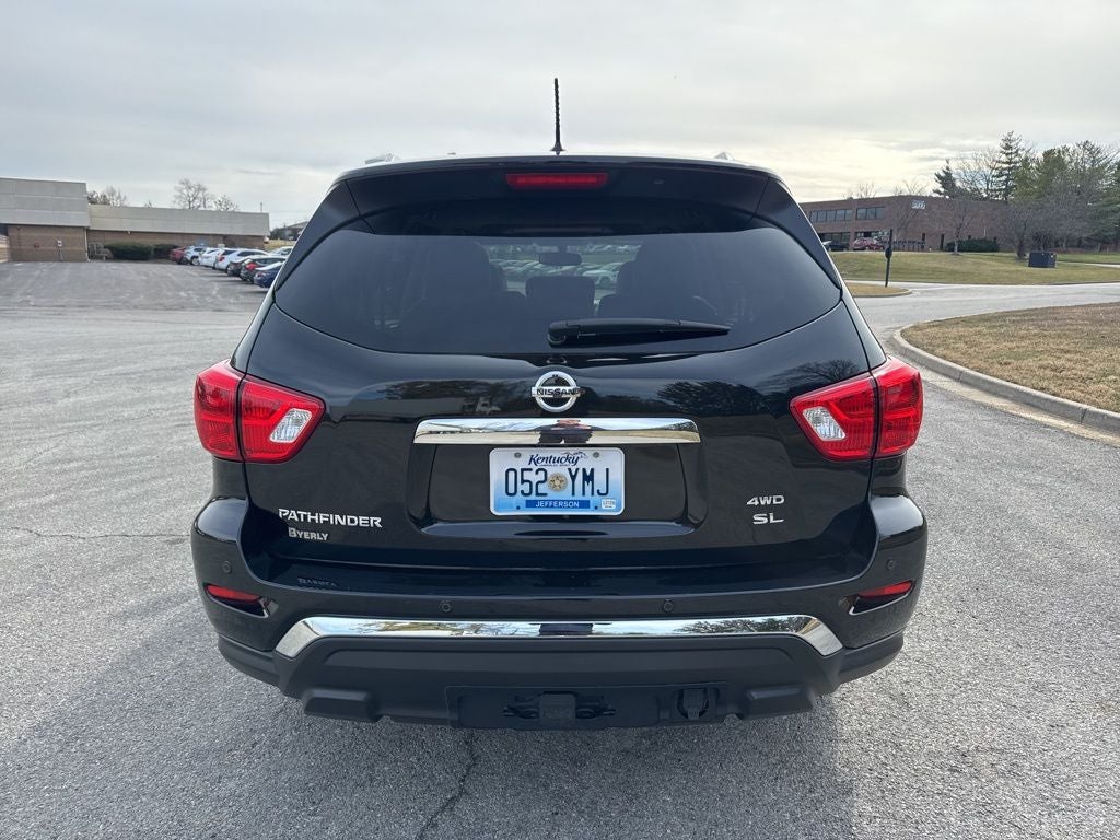 2018 Nissan Pathfinder SL