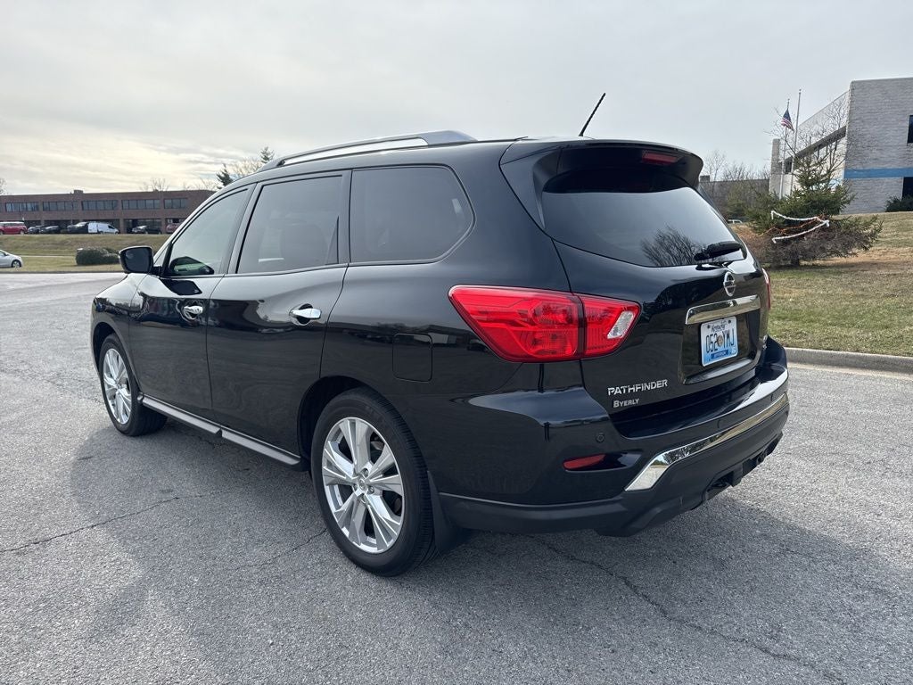2018 Nissan Pathfinder SL