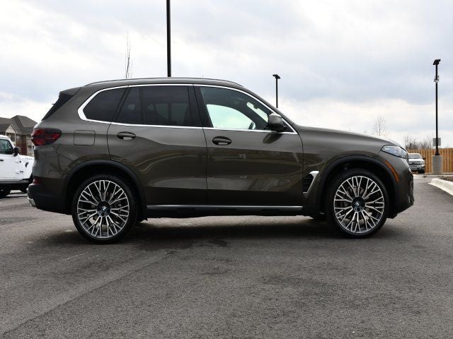 2026 BMW X5 sDrive40i