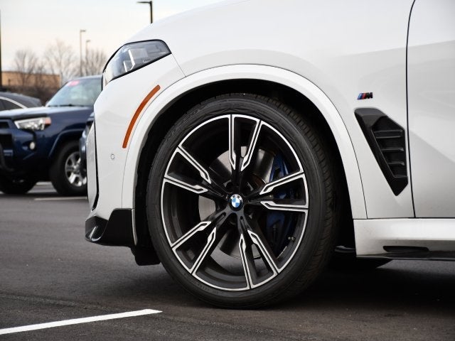 2024 BMW X5 M60i