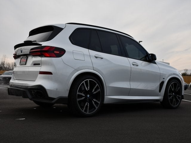 2024 BMW X5 M60i