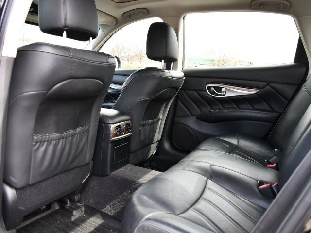 2016 INFINITI Q70L 3.7X