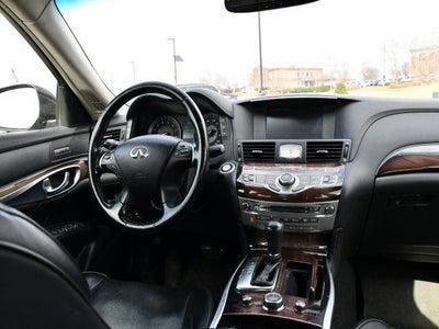 2016 INFINITI Q70L 3.7X