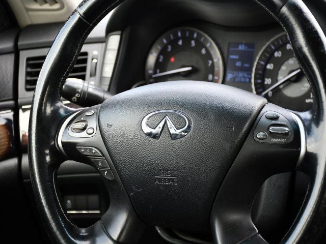 2016 INFINITI Q70L 3.7X
