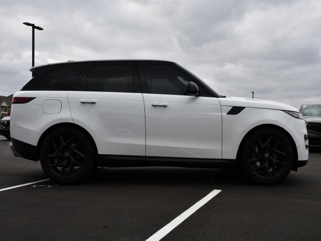 2024 Land Rover Range Rover Sport SE