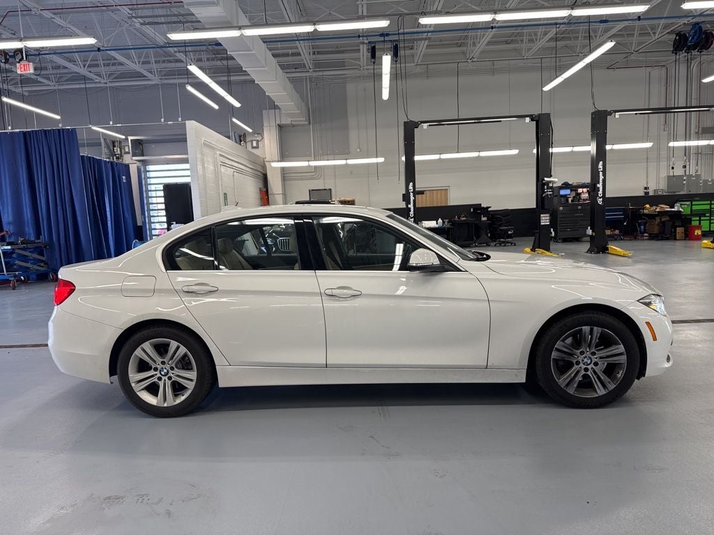 2018 BMW 3 Series 330i xDrive