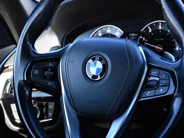 2017 BMW 5 Series 540i