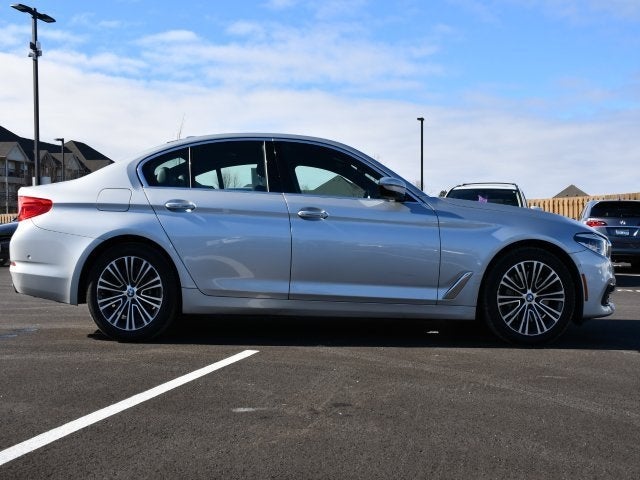 2017 BMW 5 Series 540i
