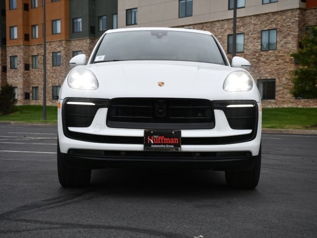 2023 Porsche Macan Base