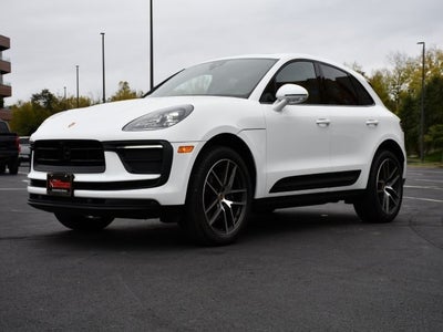 2023 Porsche Macan Base