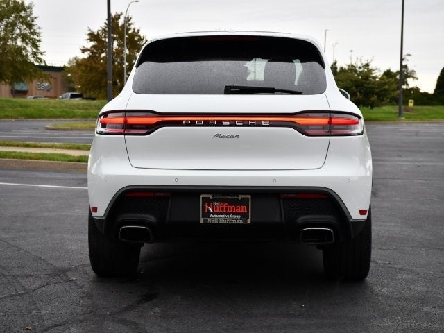 2023 Porsche Macan Base