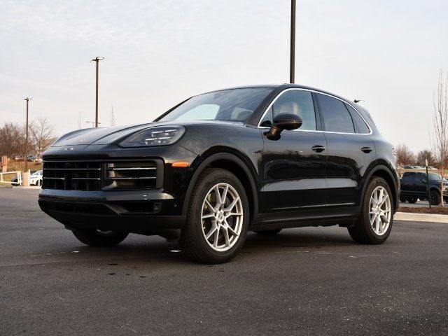 2025 Porsche Cayenne AWD