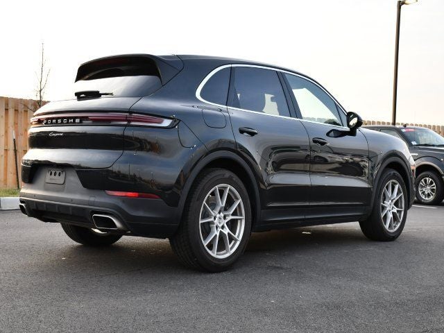2025 Porsche Cayenne AWD