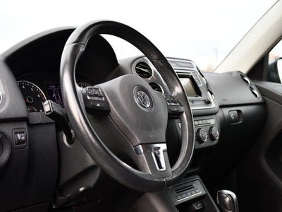 2016 Volkswagen Tiguan S
