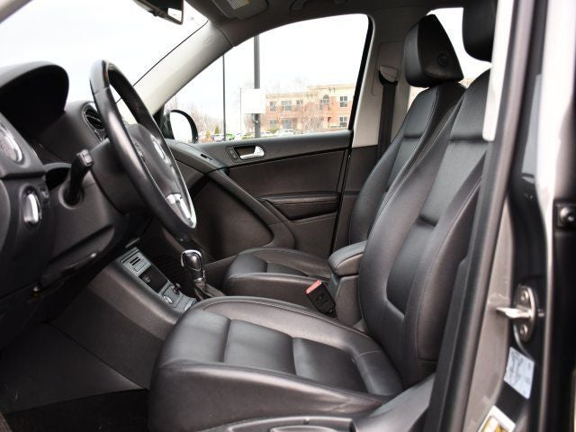 2016 Volkswagen Tiguan S