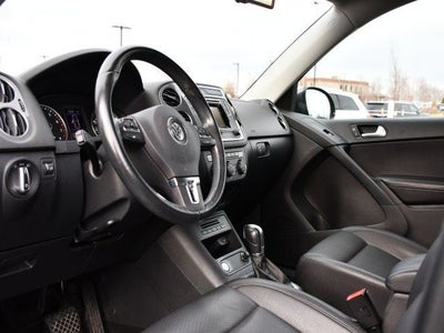 2016 Volkswagen Tiguan S