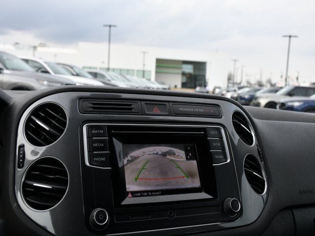 2016 Volkswagen Tiguan S