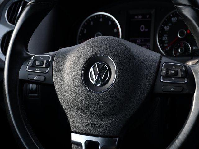 2016 Volkswagen Tiguan S