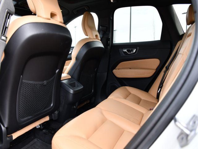 2019 Volvo XC60 T6 Momentum