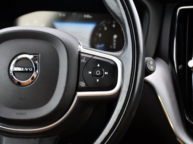 2019 Volvo XC60 T6 Momentum