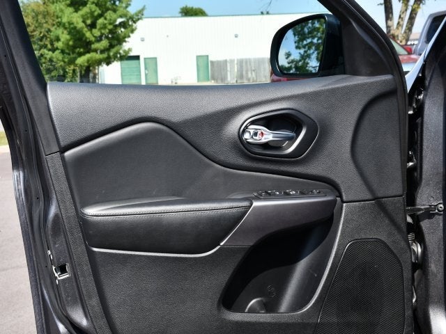 2022 Jeep Cherokee Latitude Lux