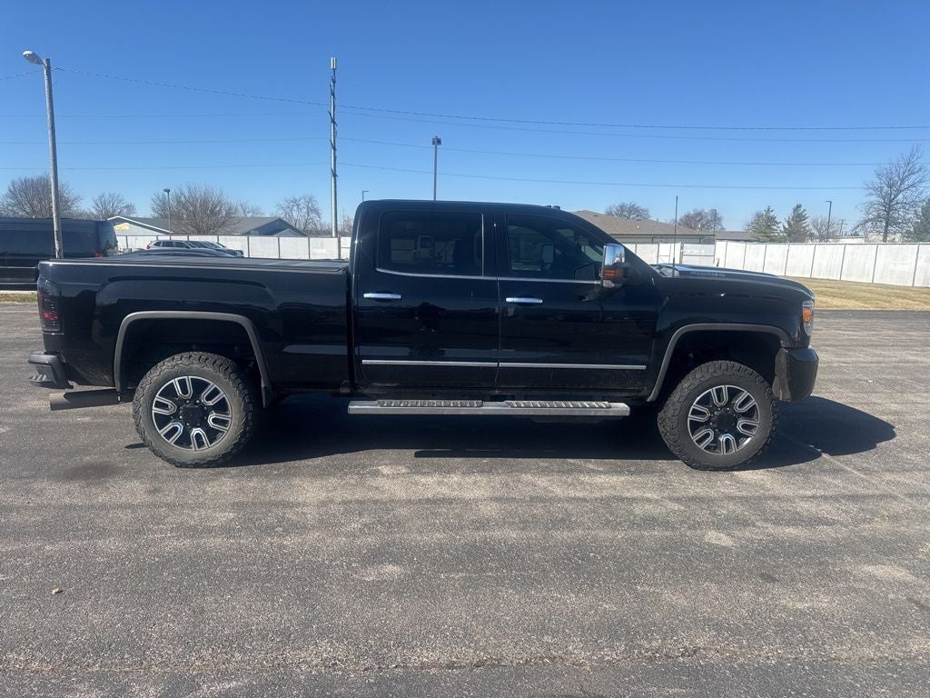 2017 GMC Sierra 2500HD Denali