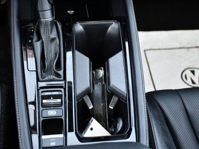 2023 Honda Accord Hybrid Touring w/o BSI