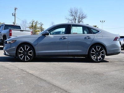 2023 Honda Accord Hybrid Touring w/o BSI