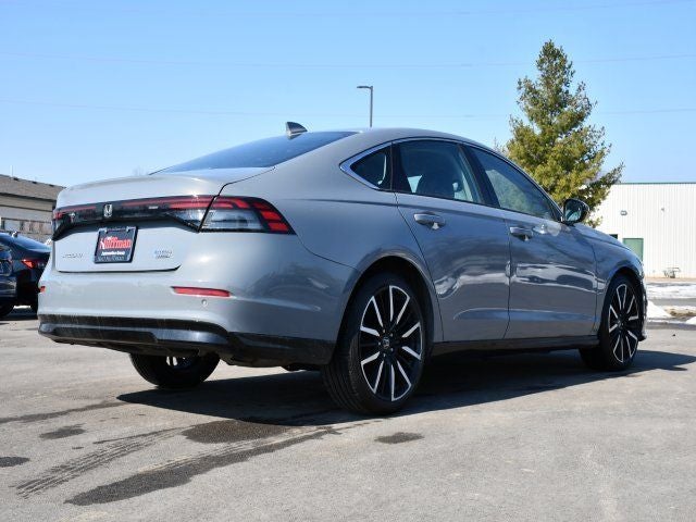 2023 Honda Accord Hybrid Touring w/o BSI