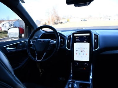 2022 Ford Edge ST