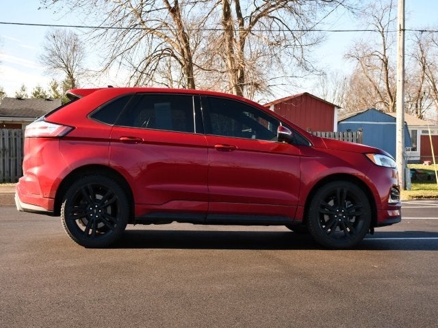 2022 Ford Edge ST