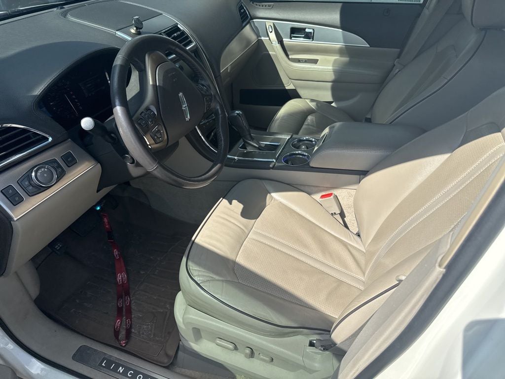 2013 Lincoln MKX Base