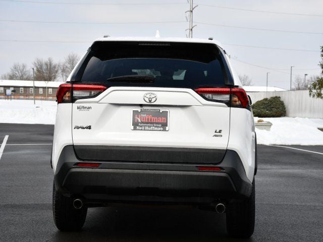 2020 Toyota RAV4 LE