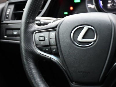 2022 Lexus ES 300h