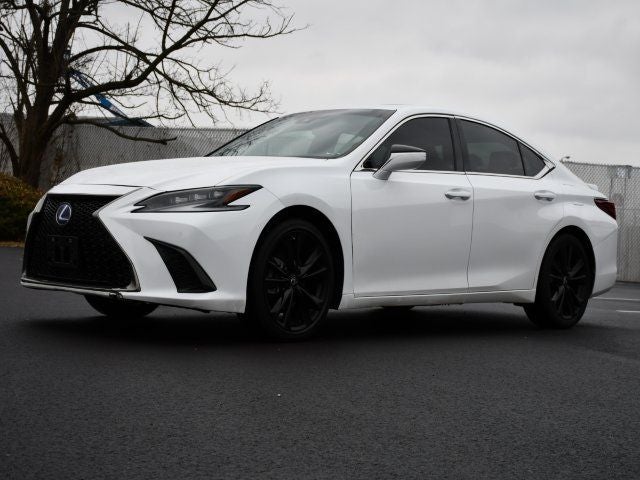 2022 Lexus ES 300h