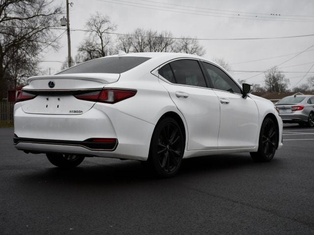 2022 Lexus ES 300h