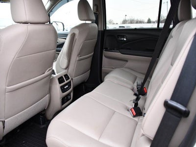 2022 Honda Pilot Touring 8 Passenger