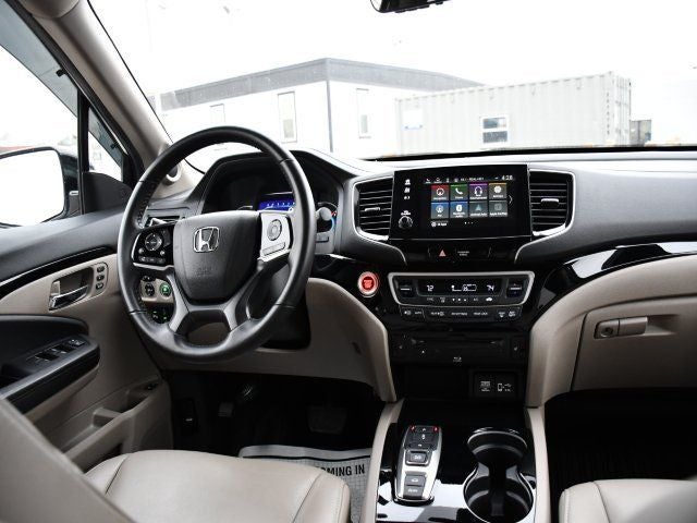 2022 Honda Pilot Touring 8 Passenger