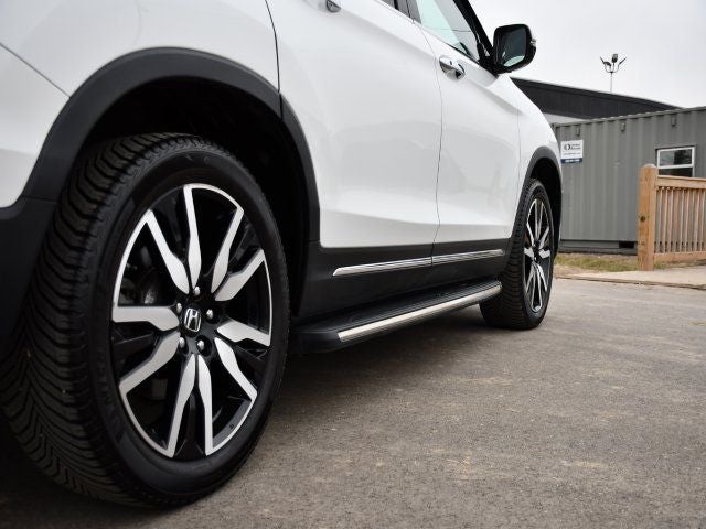 2022 Honda Pilot Touring 8 Passenger