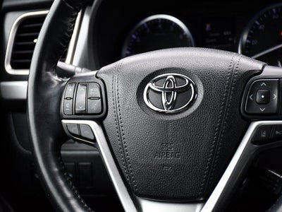 2017 Toyota Highlander Limited Platinum