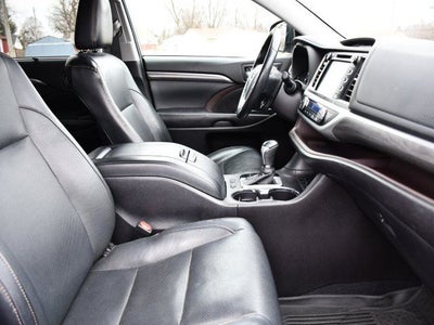 2017 Toyota Highlander Limited Platinum