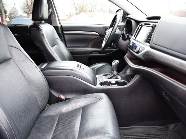 2017 Toyota Highlander Limited Platinum