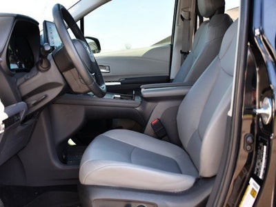 2023 Toyota Sienna XLE 7 Passenger